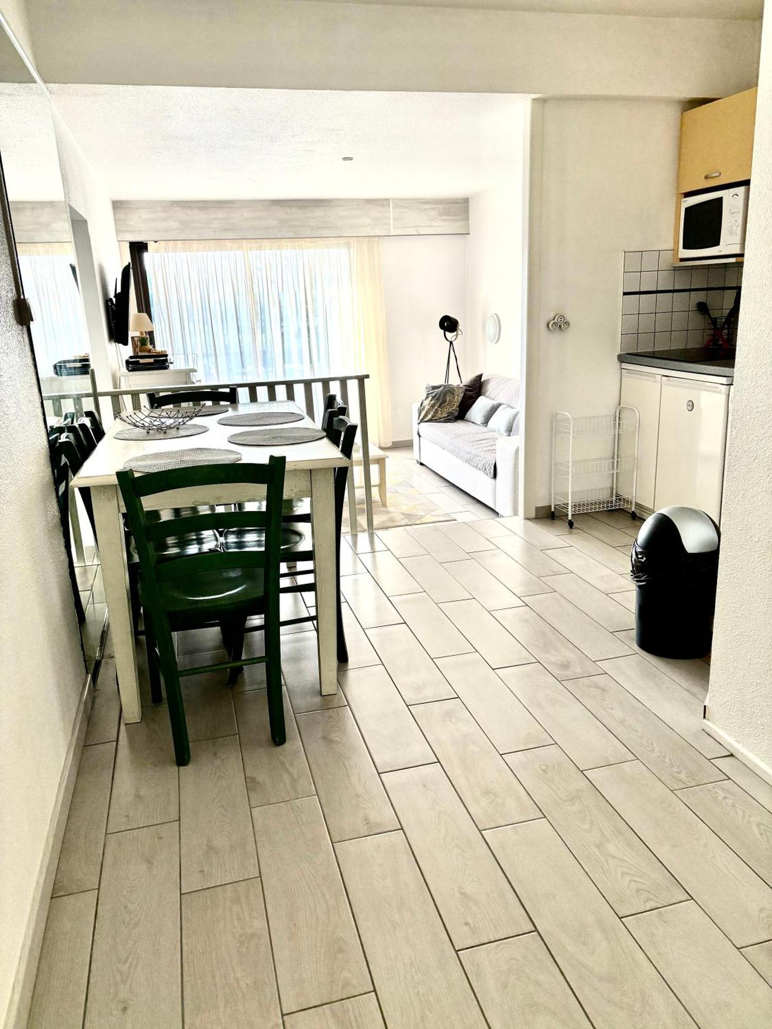 Saint Cyprien Golf View 2 Bedrooms Apartment , 900 M From The Beach エクステリア 写真